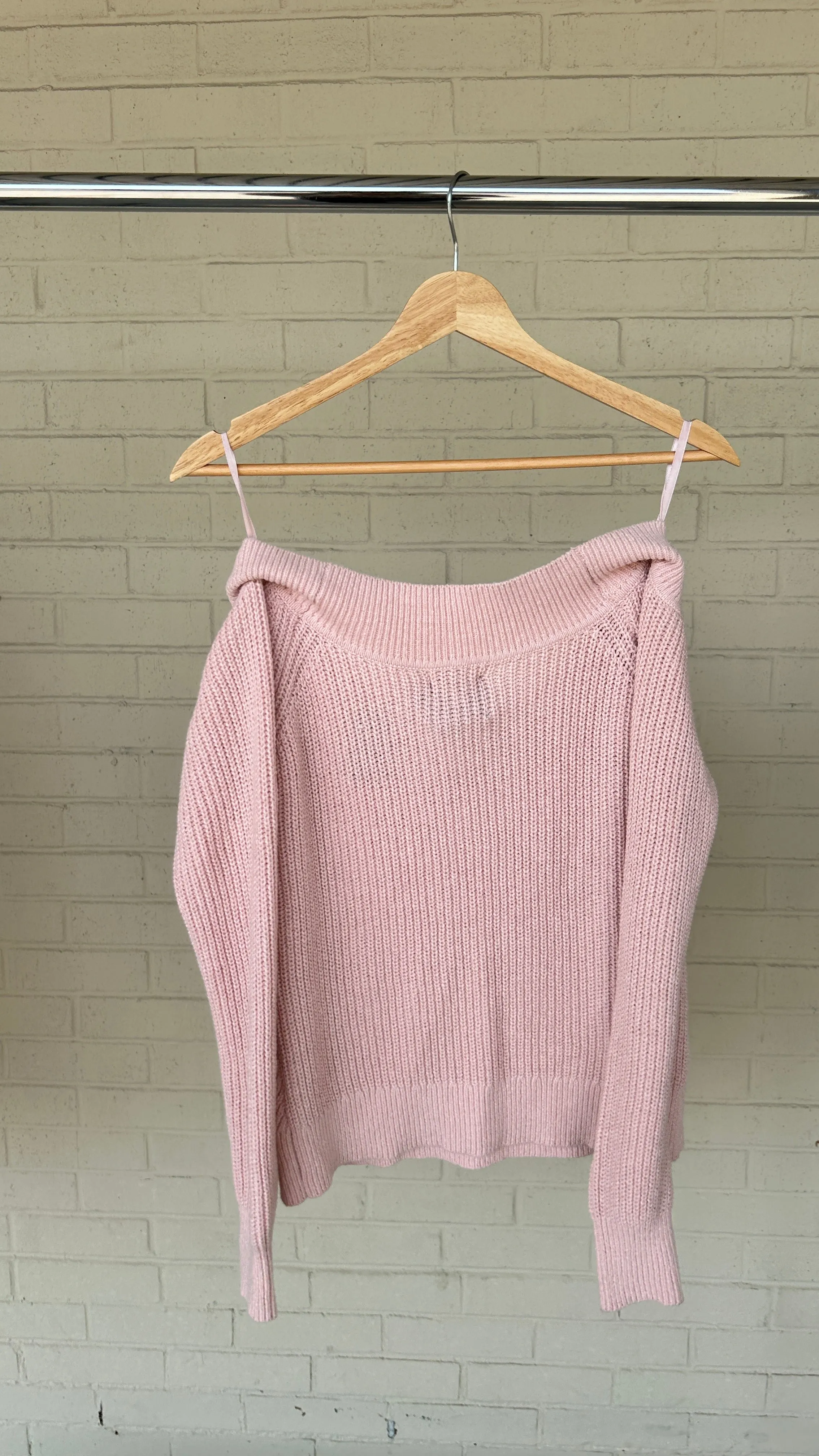 Abercrombie & Fitch Sweater Size Medium