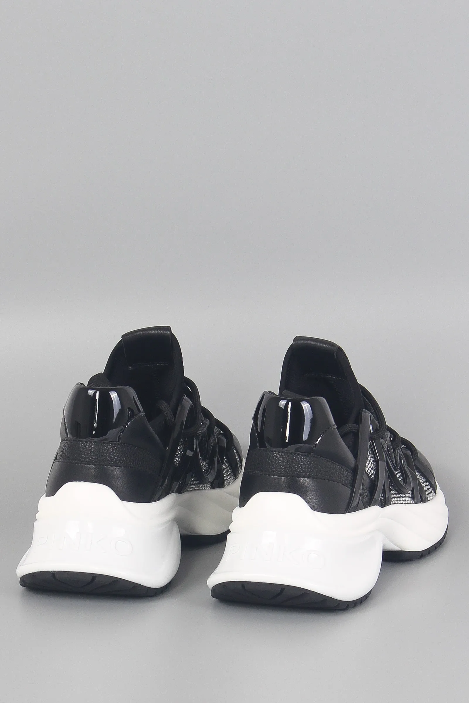 Ariel 01 Sneaker Neoprene Black/crystal