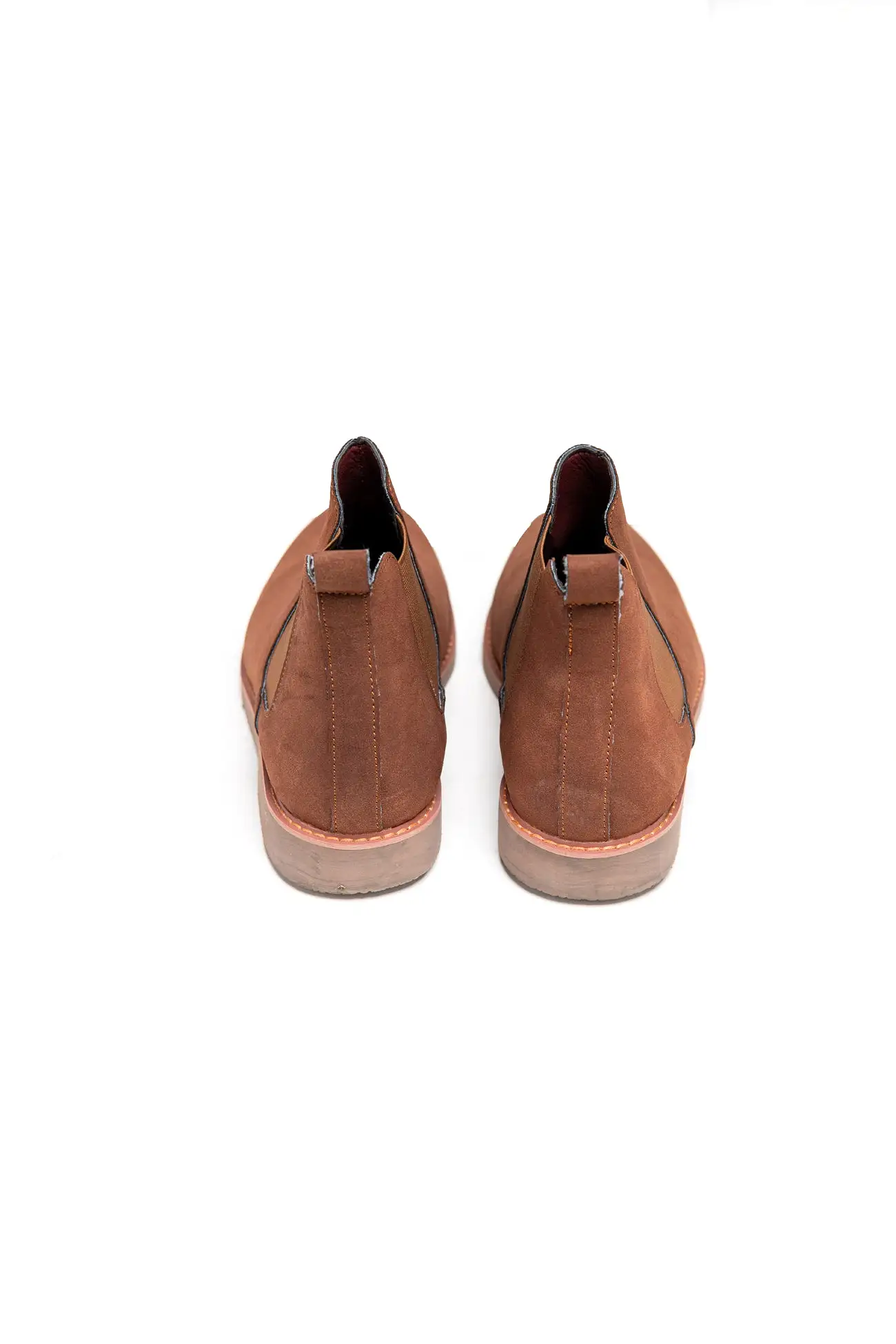 CLASSIC BROWN CHELSEA BOOTS