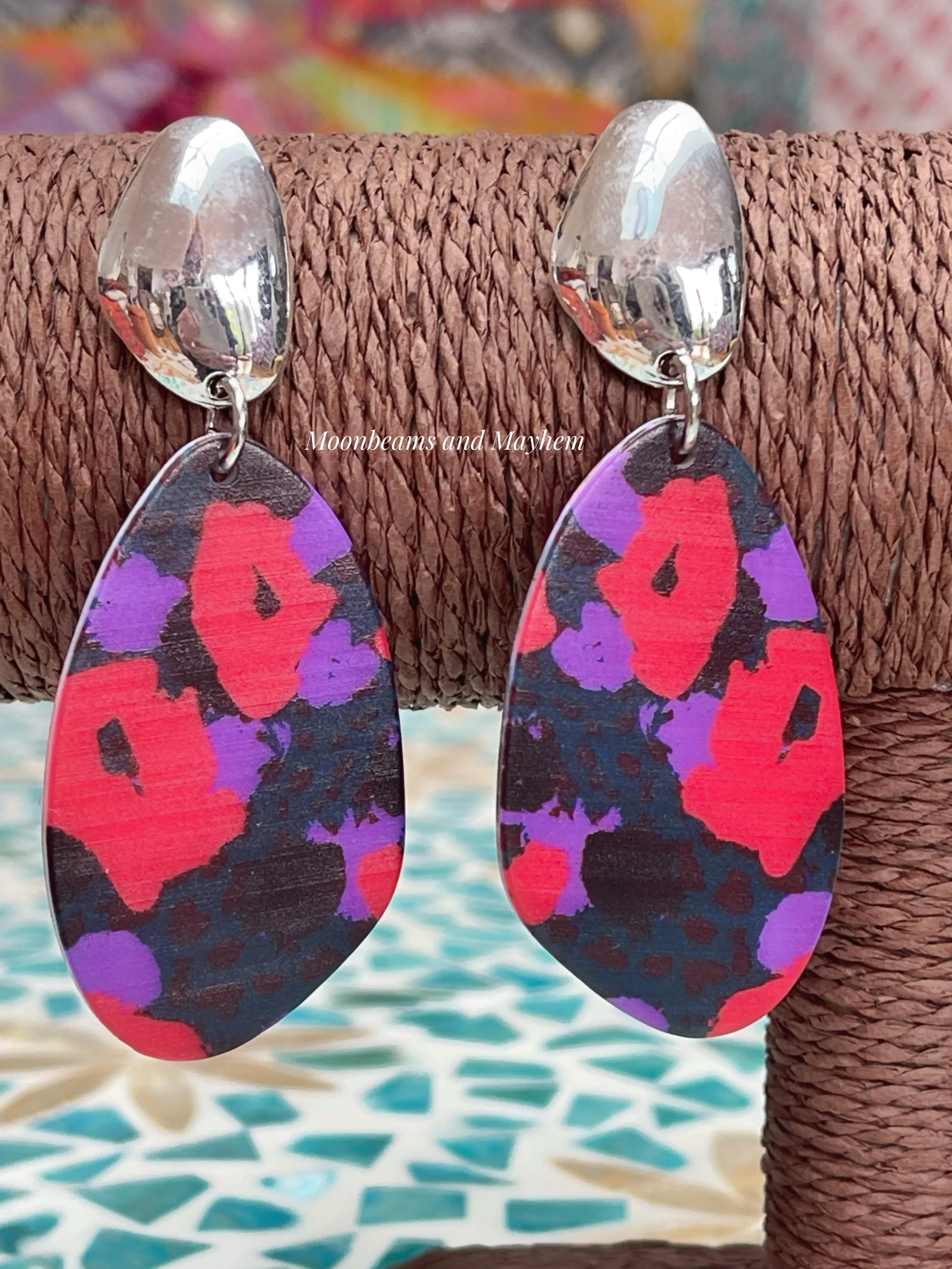 DELICIOUS POPPY DROP EARRINGS