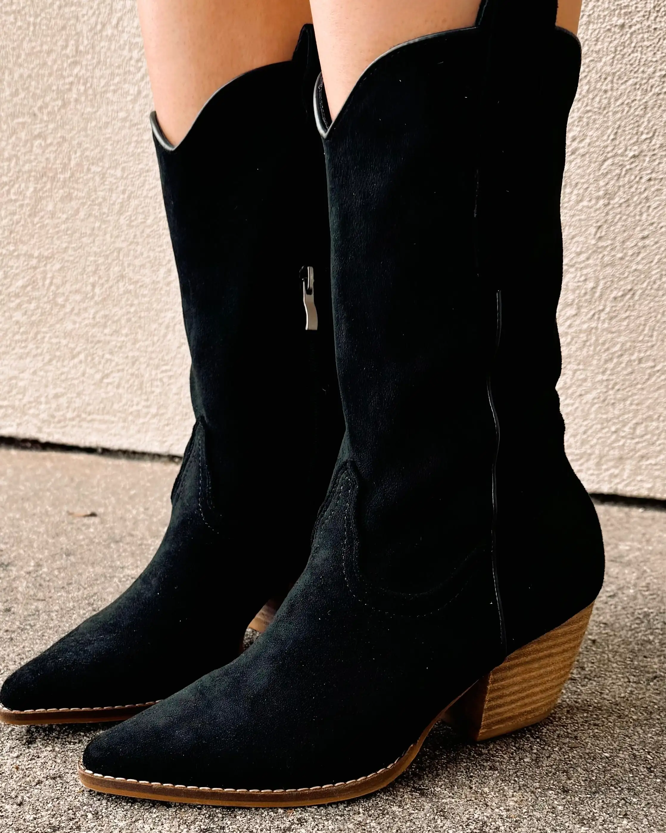 Down Under Boots-Black