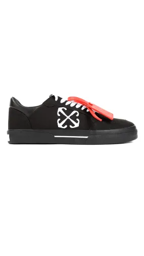 Low Vulcanize Sneaker in Canvas - Black