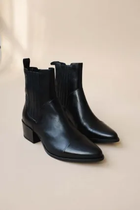 MARJA LEATHER BOOTS -  BLACK