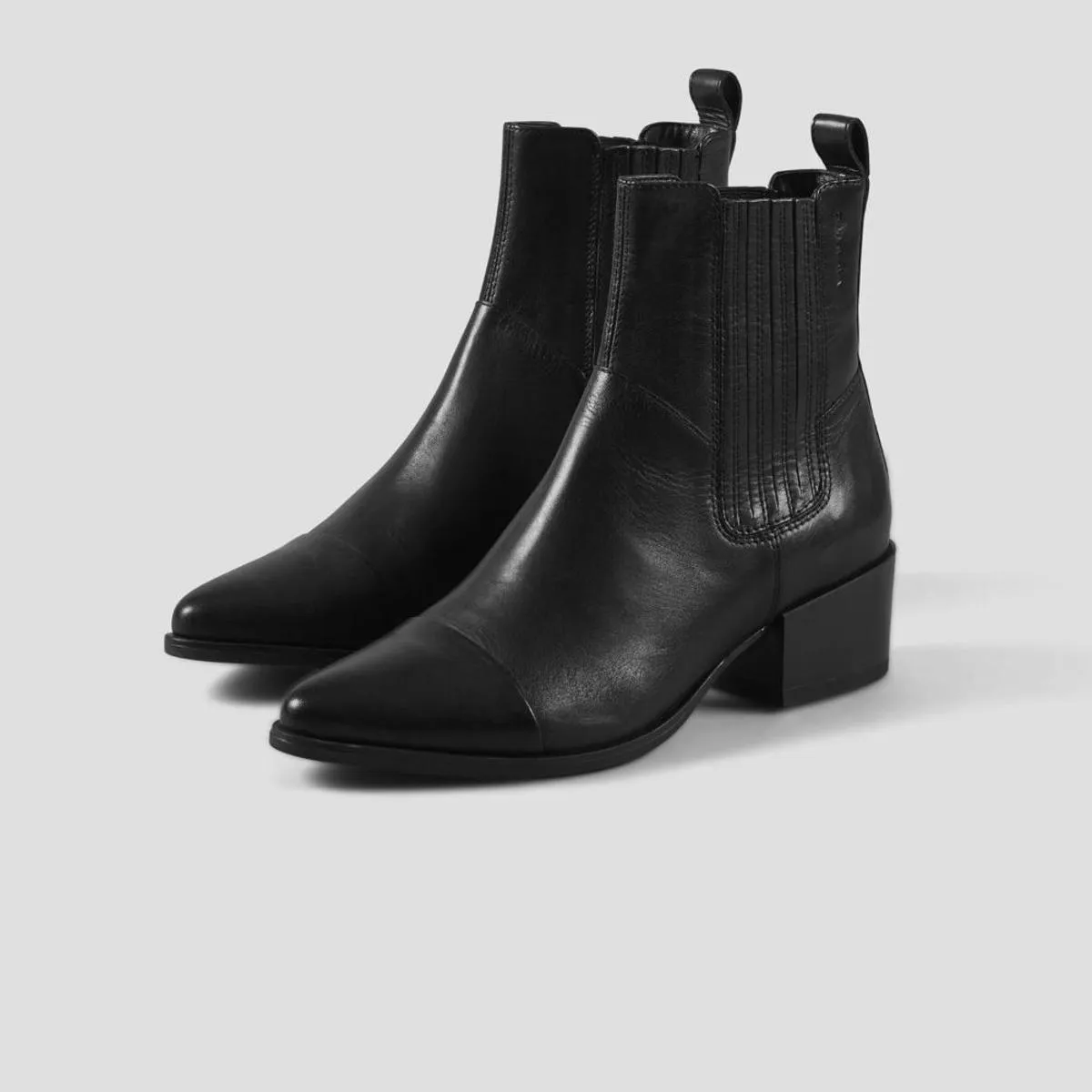 MARJA LEATHER BOOTS -  BLACK