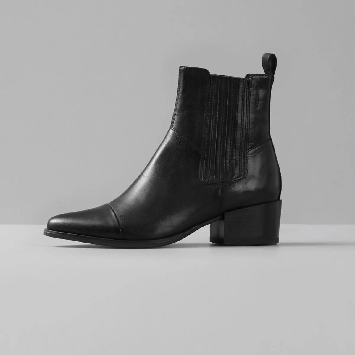 MARJA LEATHER BOOTS -  BLACK