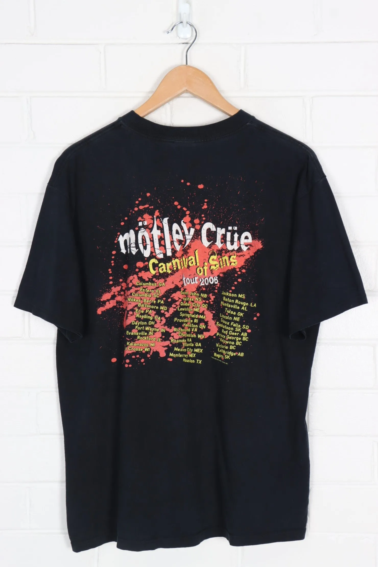 Mtley Crüe Carnival of Sins USA Tour Band Merch Tee (L)