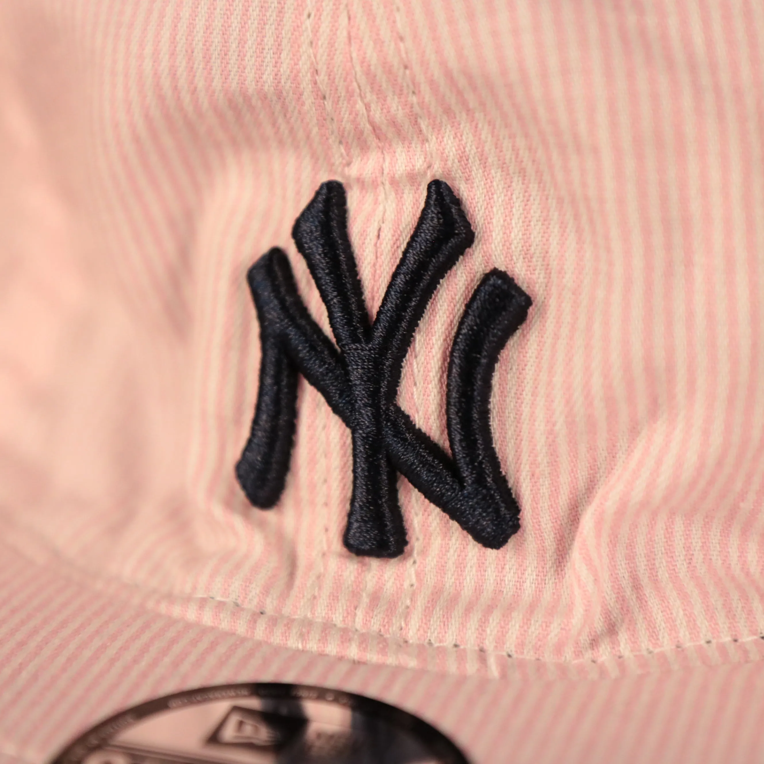 New York Yankees Reversible Navy & Pink Infant 9Twenty Dad Hat