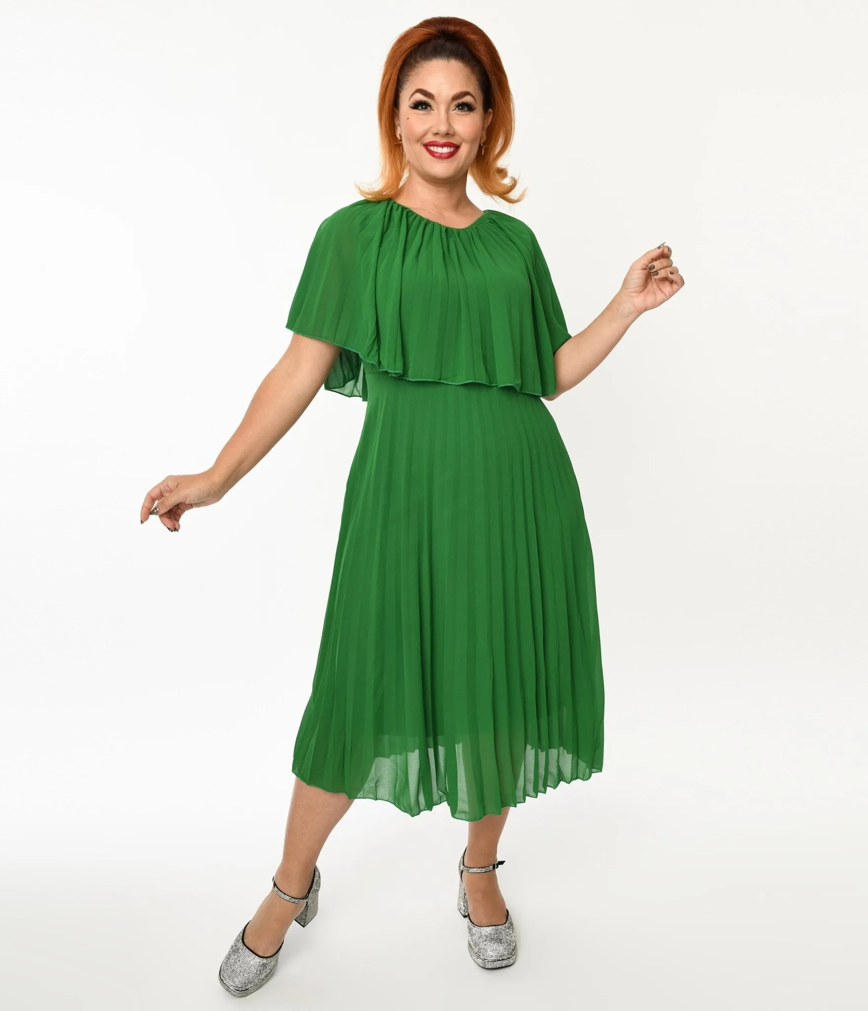 Plus Size Green Pleated Midi Dress