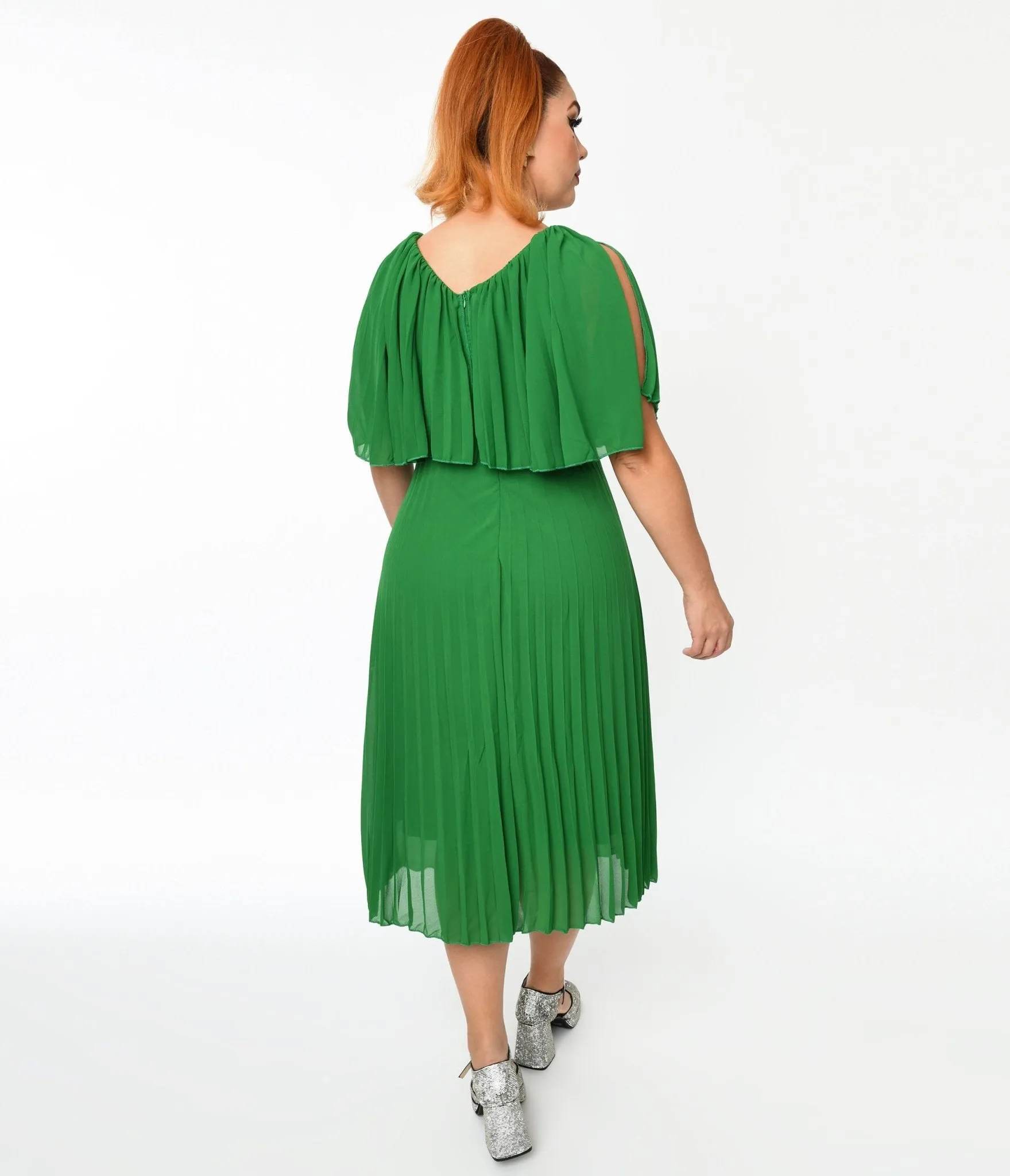 Plus Size Green Pleated Midi Dress