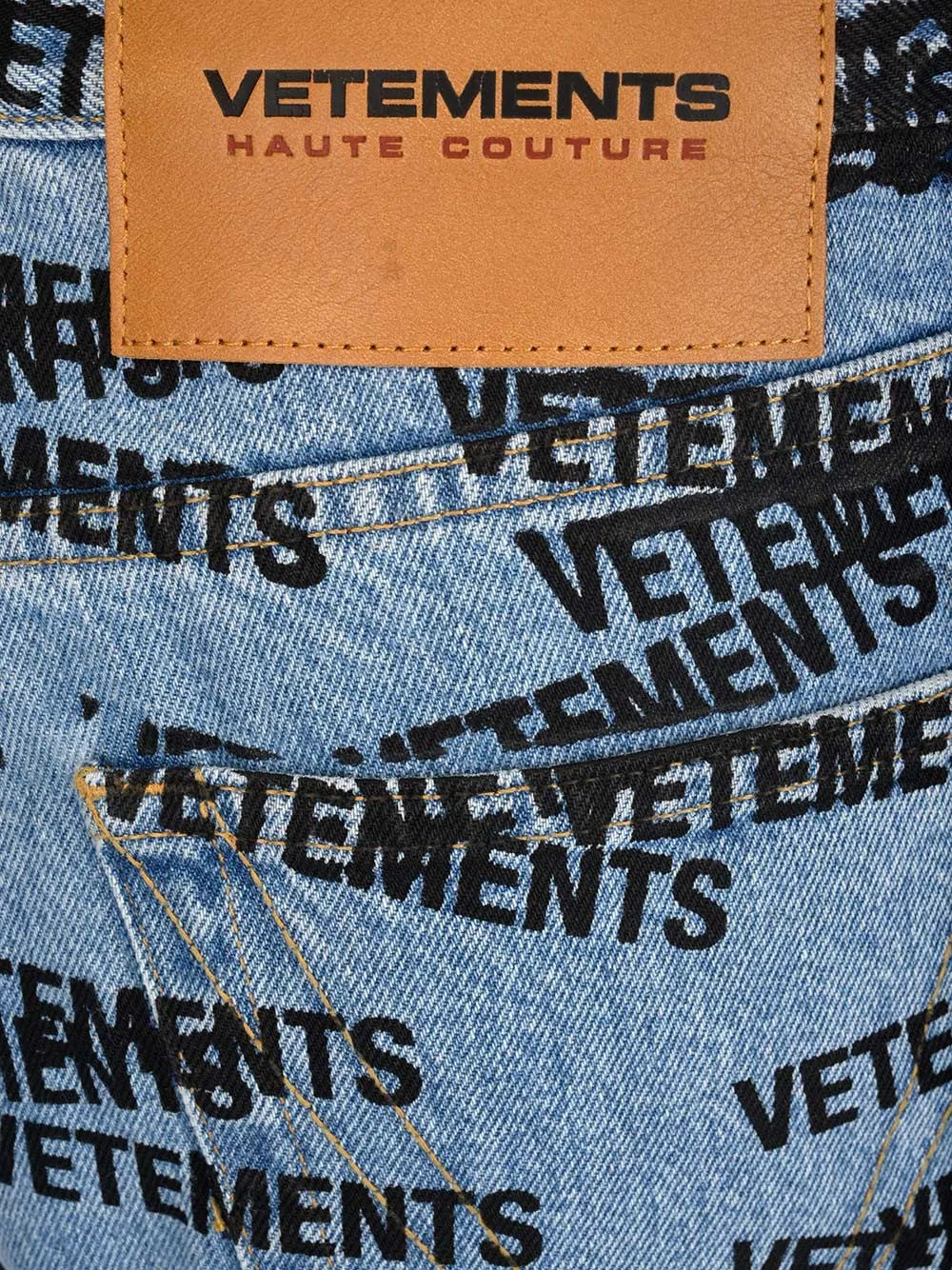 Vetements Allover Logo Printed Straight Leg Jeans